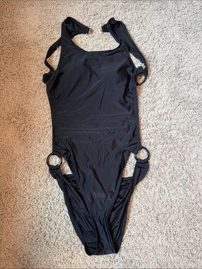 Cupshe Black One-Piece Swimsuit with Side Ring Details